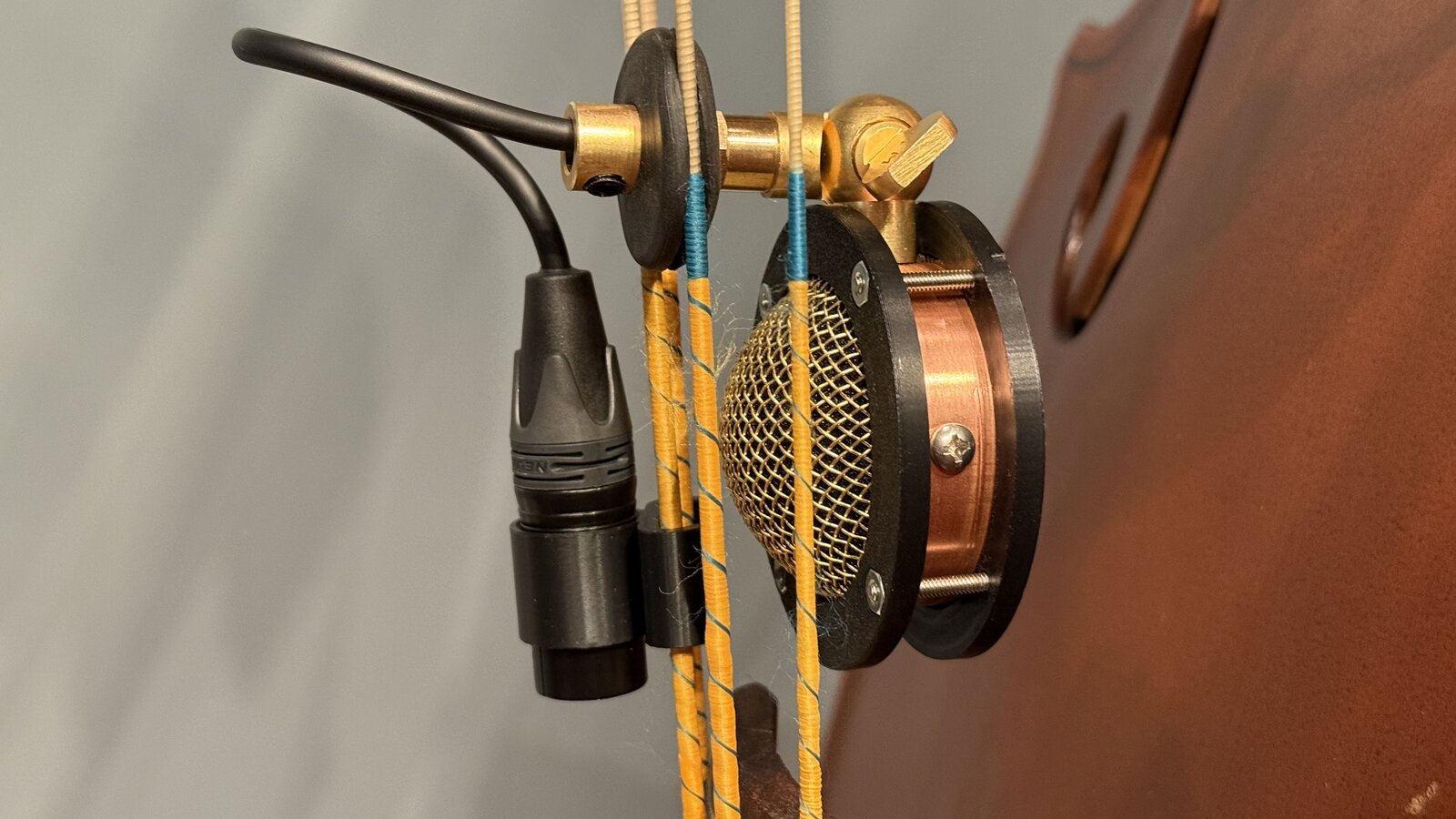 Chester V2 side view with cable clip installed